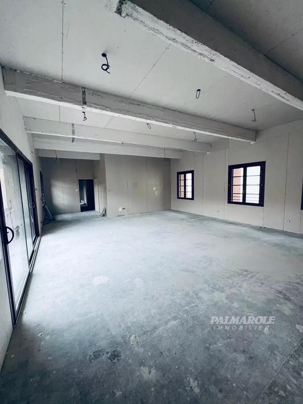 Appartement - 127 m² - 4 pièces