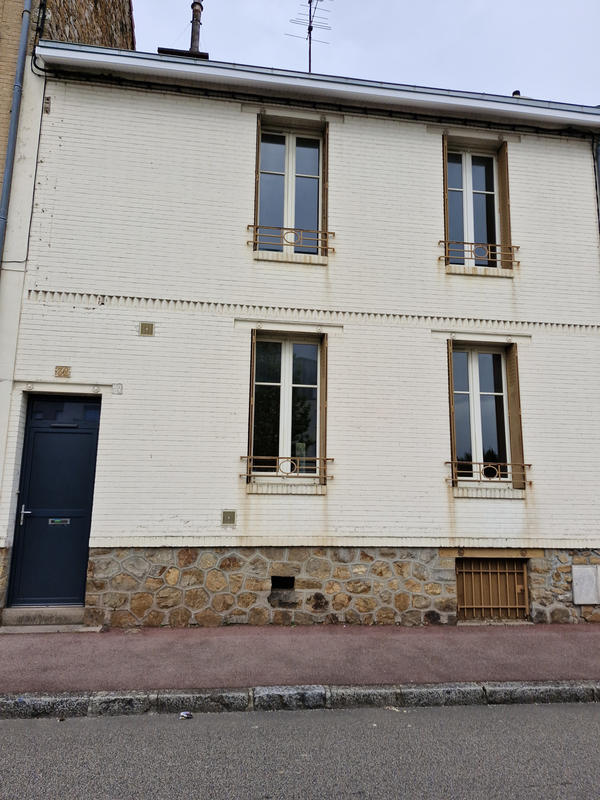 Maison - 121 m² - 5 pièces