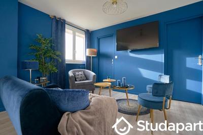 Chambre - 10 m² - 1 pièce