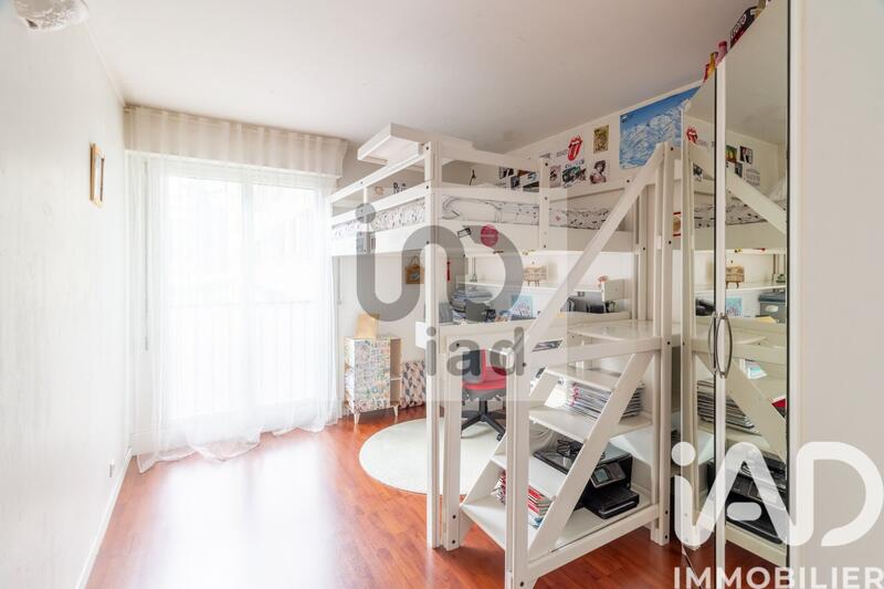 Appartement - 90 m² - 5 pièces