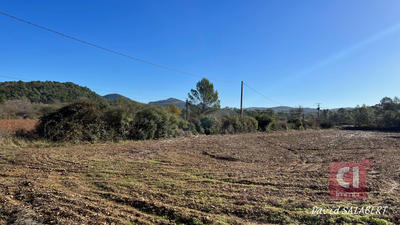 Terrain - 4 880 m²
