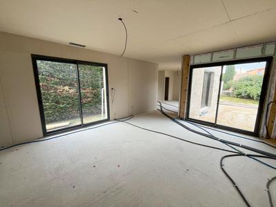 Maison - 130 m² - 4 pièces