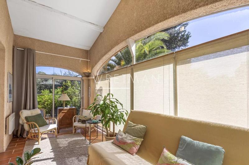 Villa - 139 m² - 6 pièces