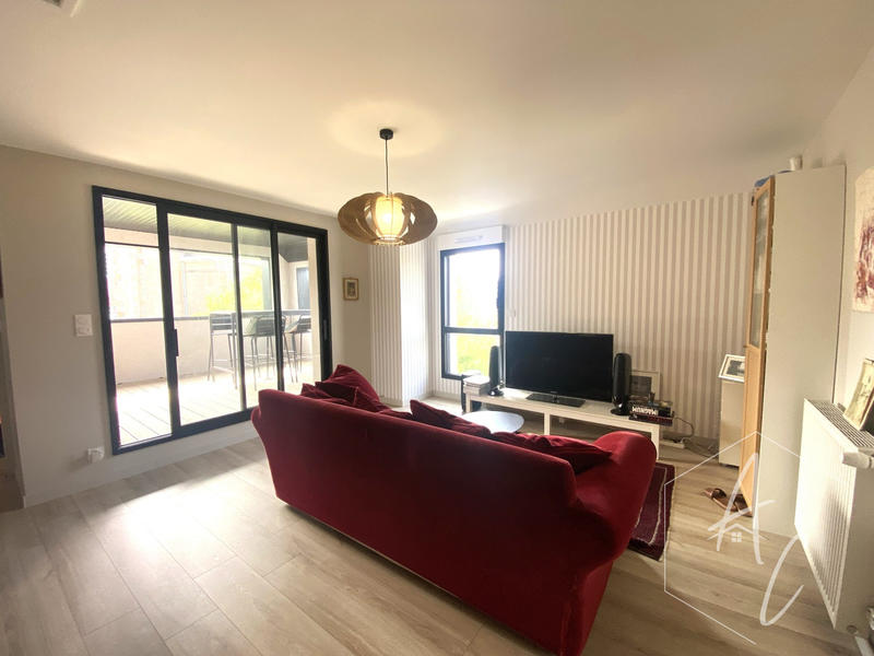 Maison contemporaine - 158 m² - 6 pièces