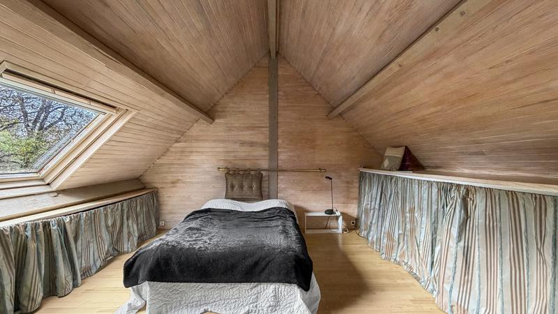 Maison - 202 m² - 7 pièces