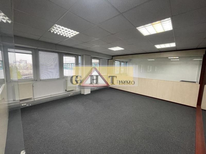 Bureau - 247 m²
