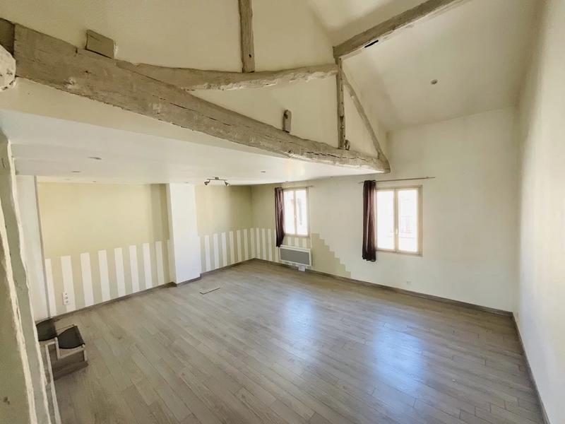 Appartement - 104 m² - 3 pièces