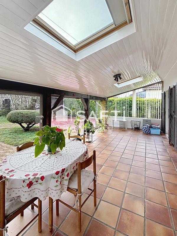 Maison - 124 m² - 6 pièces