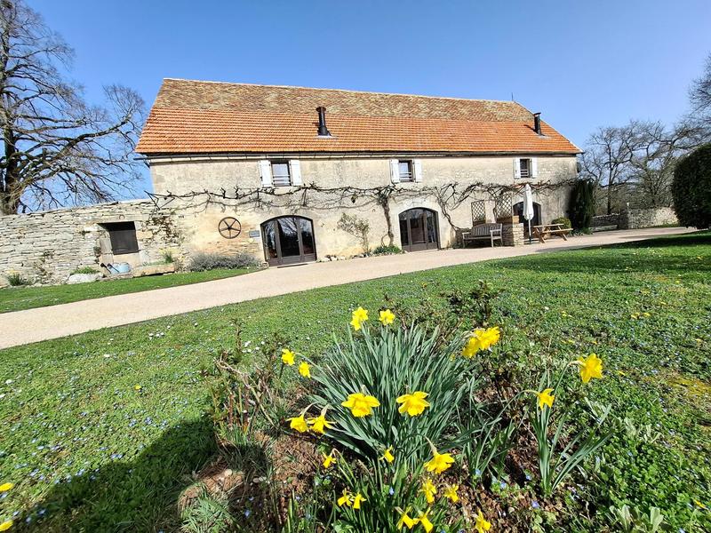 Maison - 760 m² - 22 pièces