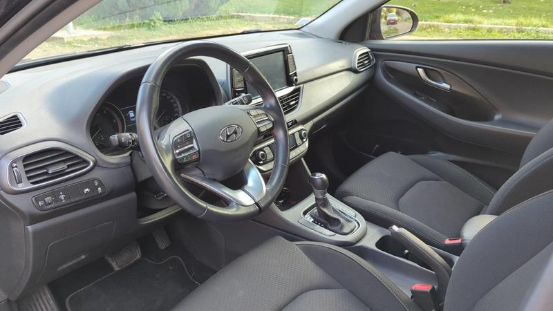 Hyundai i30 Sw 1.6 CRDi 115 Dct7 Business - Automatique