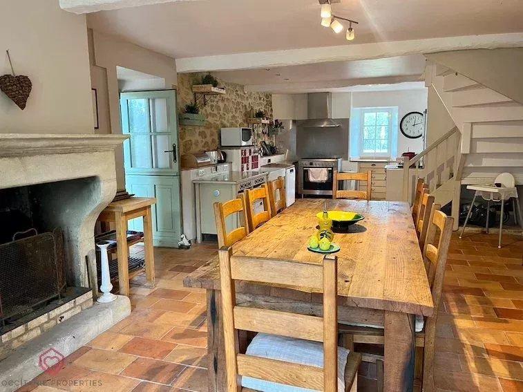 Corps de ferme - 412 m² - 10 pièces