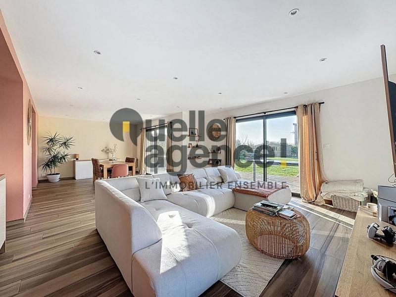 Maison - 121 m² - 6 pièces