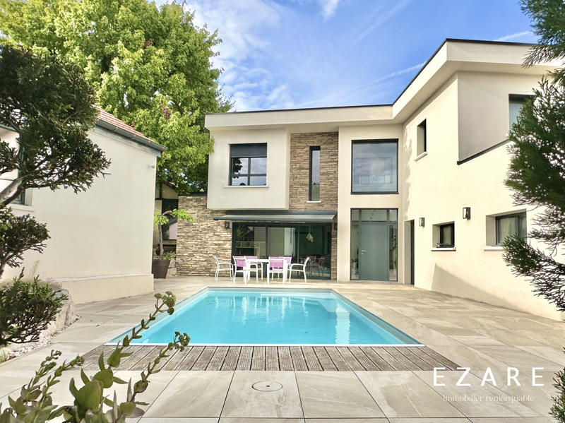 Maison - 186 m² - 7 pièces