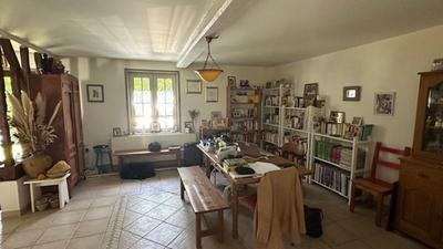 Maison traditionnelle - 174 m² - 6 pièces