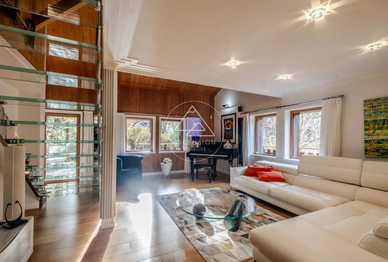 Châlet - 153 m² - 6 pièces