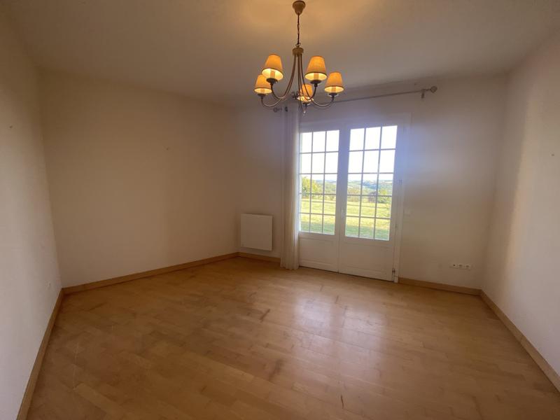 Maison - 162 m² - 5 pièces