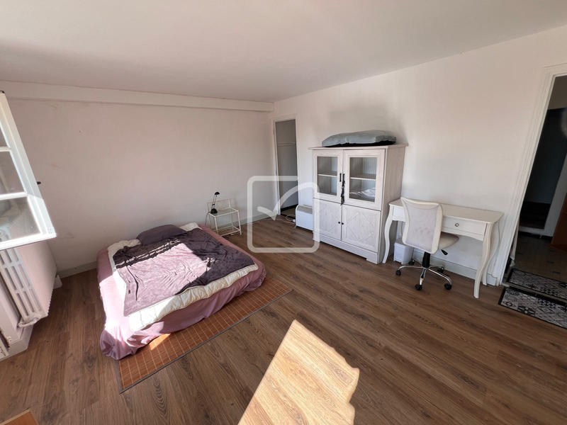 Maison - 143 m² - 7 pièces