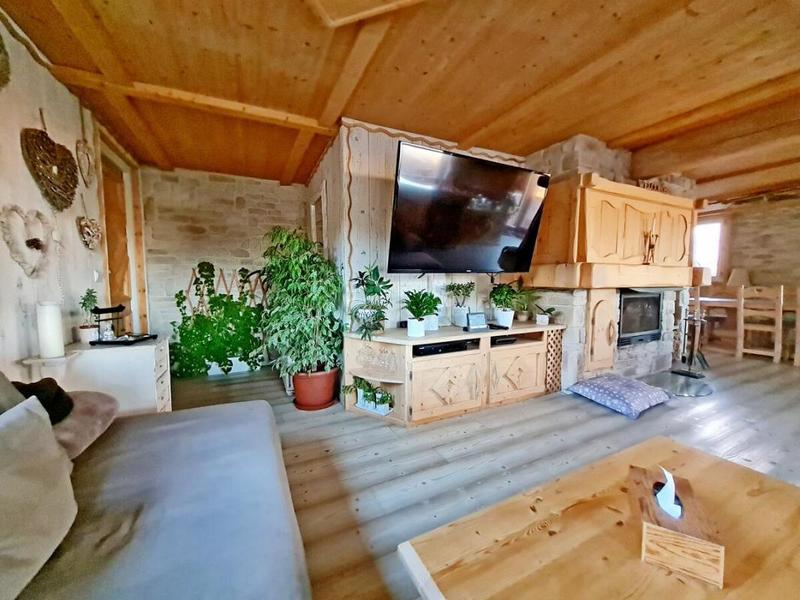 Châlet - 218 m² - 11 pièces