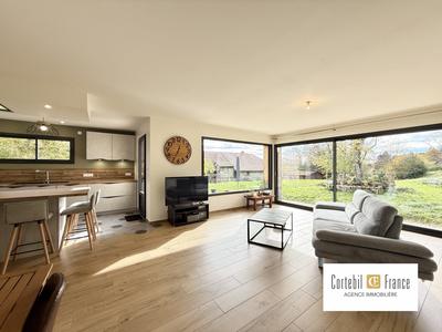 Maison - 148 m² - 5 pièces