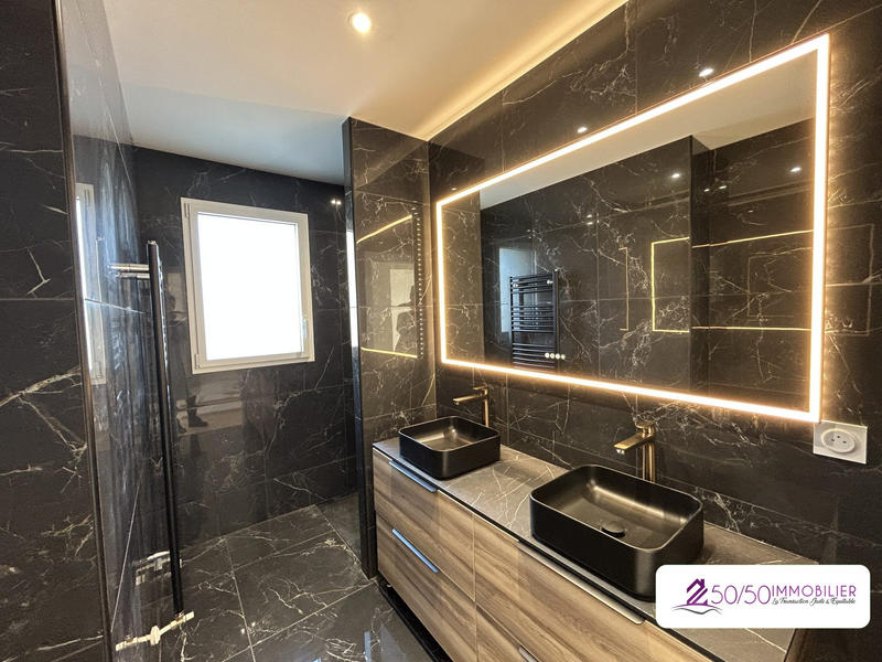 Maison contemporaine - 120 m² - 5 pièces