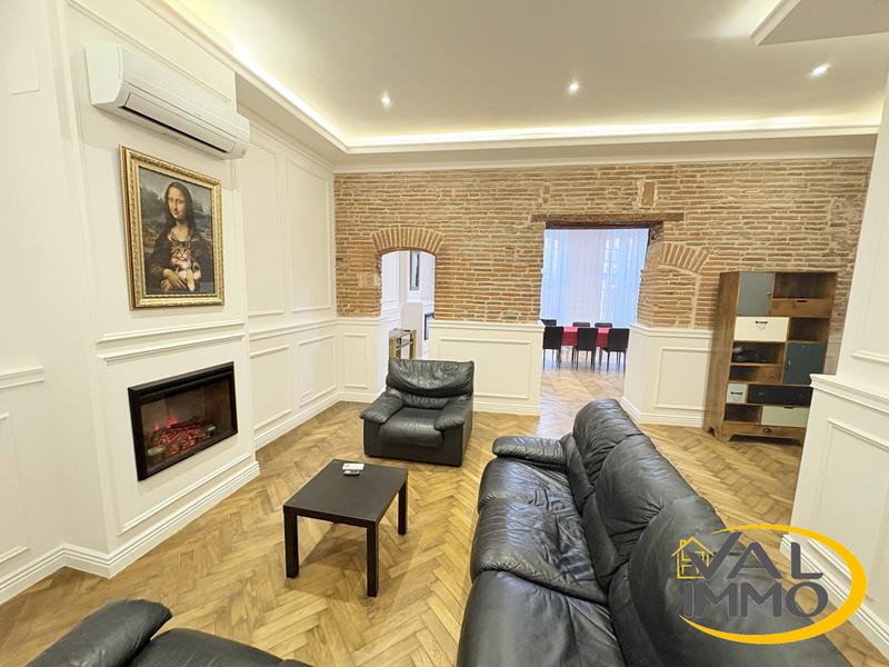 Appartement - 72 m² - 2 pièces