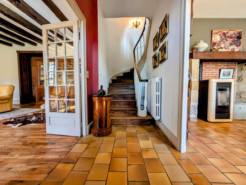 Maison - 176 m² - 8 pièces