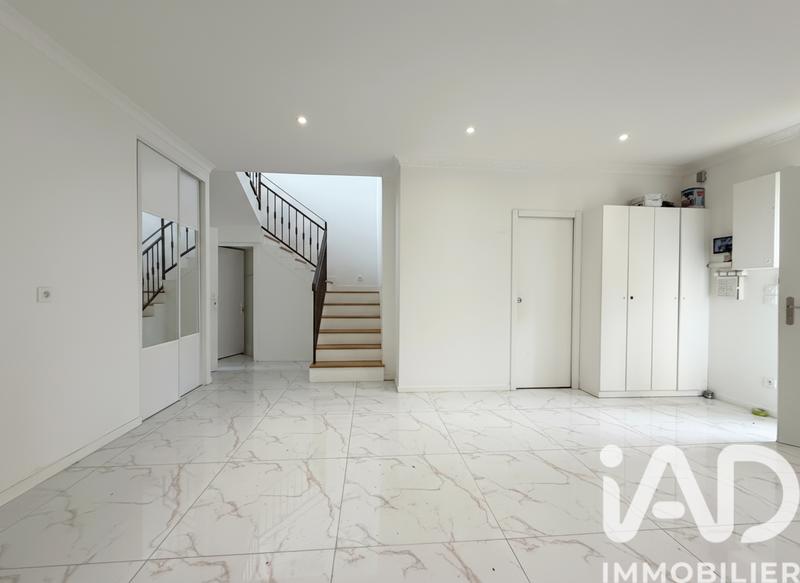 Maison - 128 m² - 7 pièces