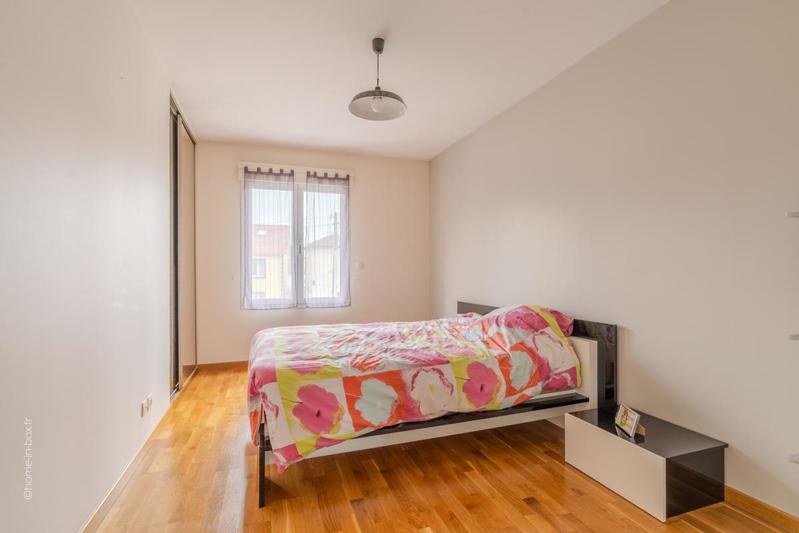 Maison - 185 m² - 7 pièces