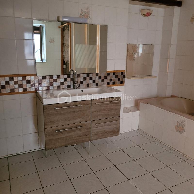 Maison - 122 m² - 5 pièces