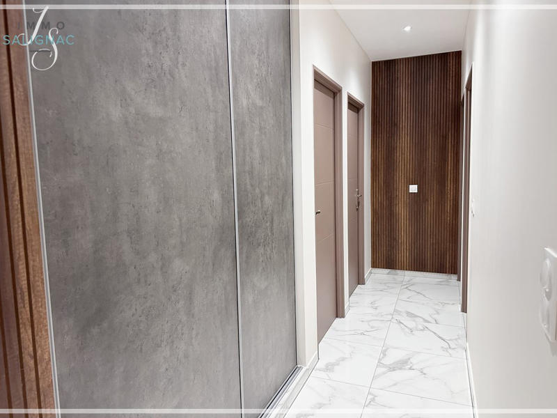 Maison - 120 m² - 4 pièces