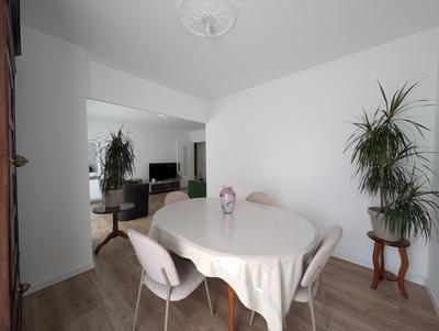 Appartement - 76 m² - 3 pièces