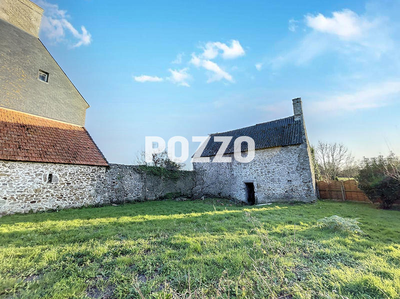 Maison - 220 m² - 8 pièces