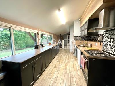 Maison - 110 m² - 4 pièces