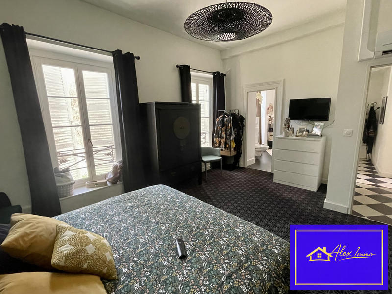 Appartement - 147 m² - 7 pièces