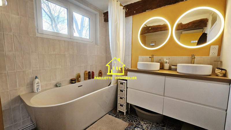 Maison - 148 m² - 7 pièces