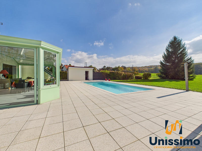 Maison contemporaine - 205 m² - 7 pièces