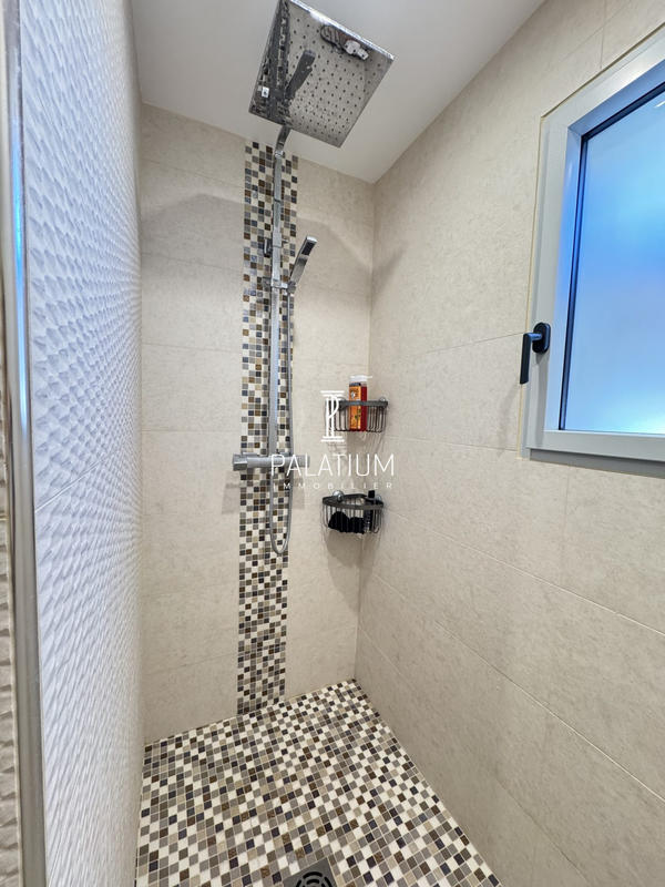 Maison contemporaine - 94 m² - 4 pièces