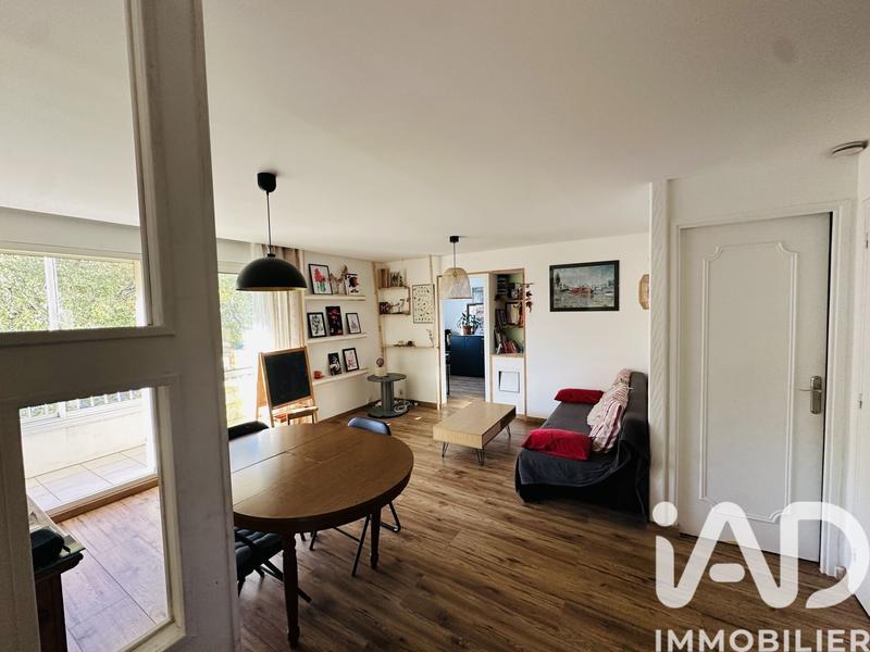 Appartement - 93 m² - 5 pièces