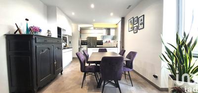 Maison - 258 m² - 8 pièces