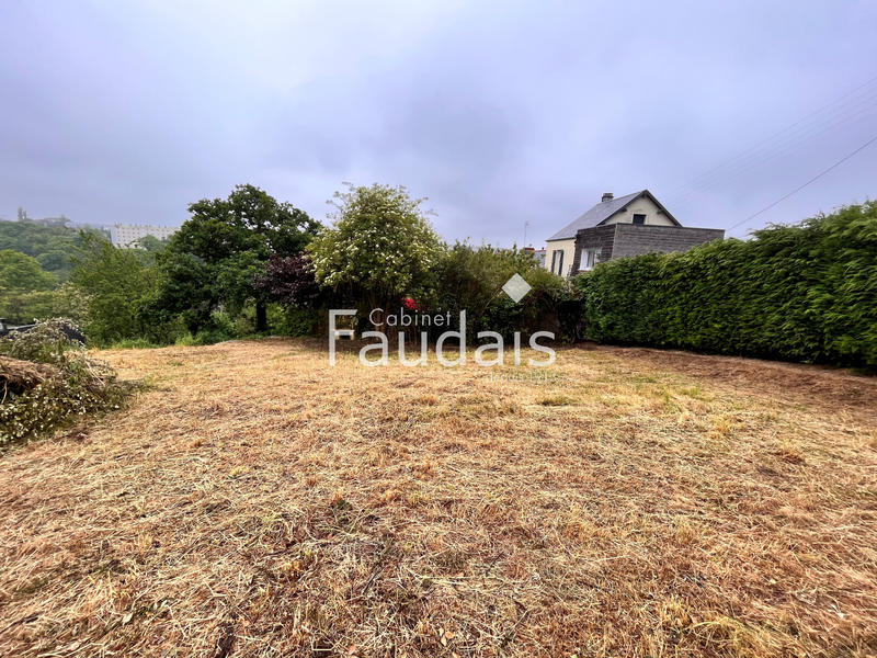 Terrain - 1 021 m²