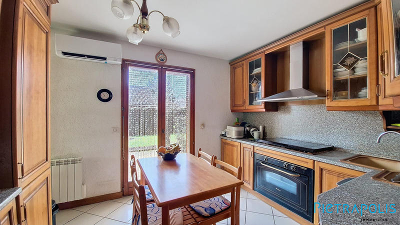 Maison - 162 m² - 7 pièces