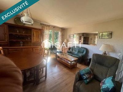 Villa - 100 m² - 5 pièces