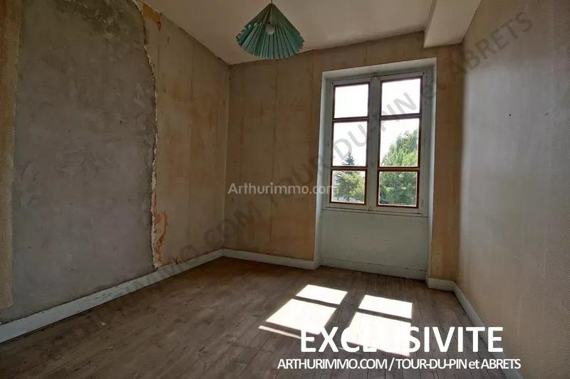 Maison - 212 m² - 10 pièces