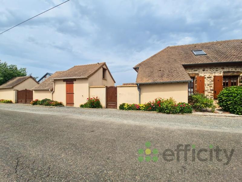 Maison - 180 m² - 7 pièces