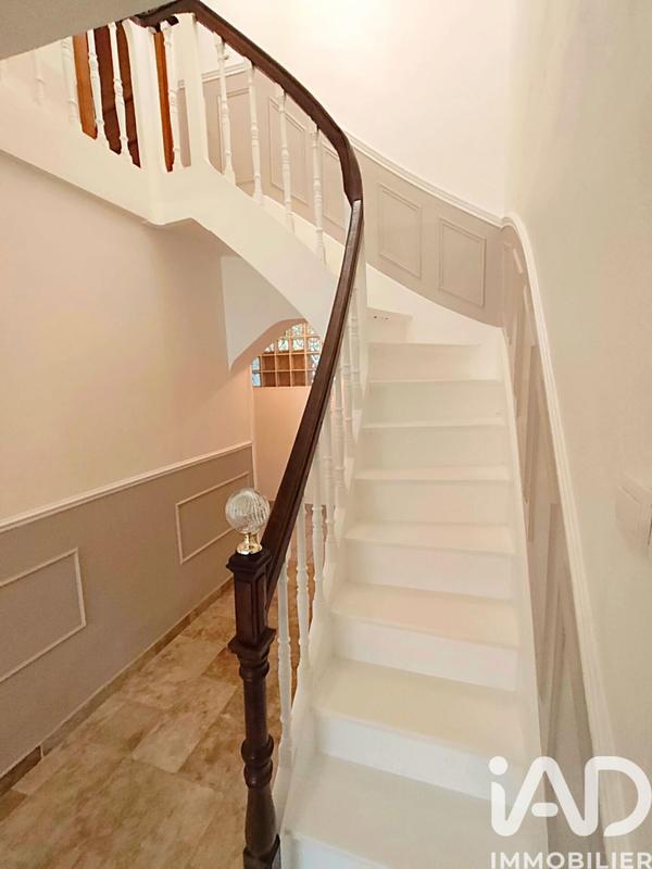 Maison de village - 266 m² - 8 pièces