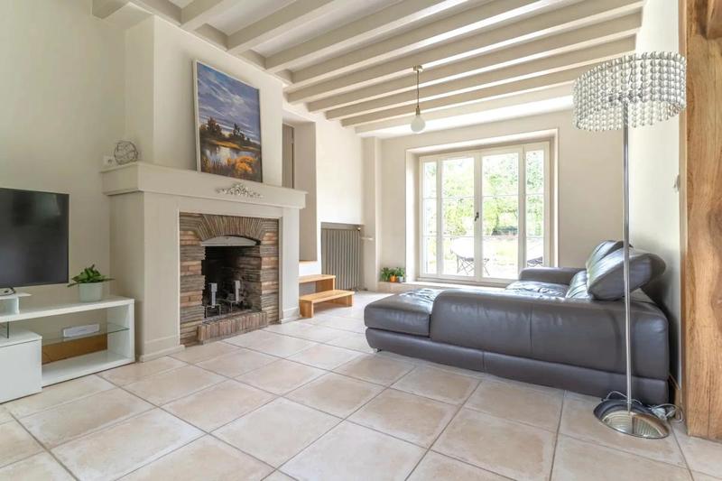 Demeure - 139 m² - 7 pièces