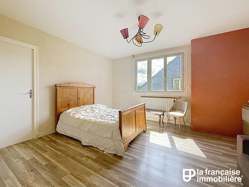 Maison - 142 m² - 6 pièces