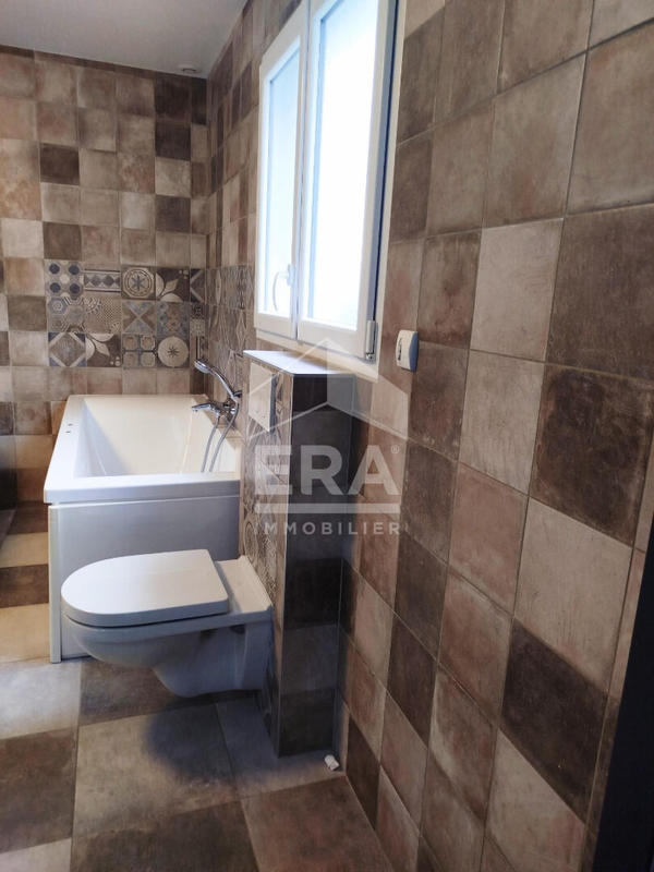 Maison - 152 m² - 6 pièces