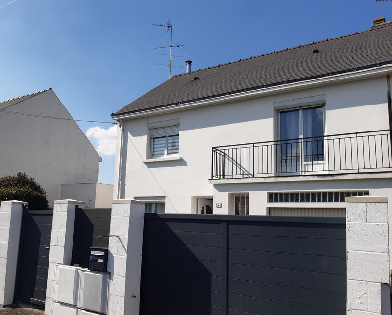 Maison - 99 m² - 4 pièces
