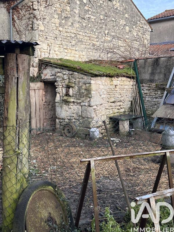 Ferme - 90 m² - 1 pièce